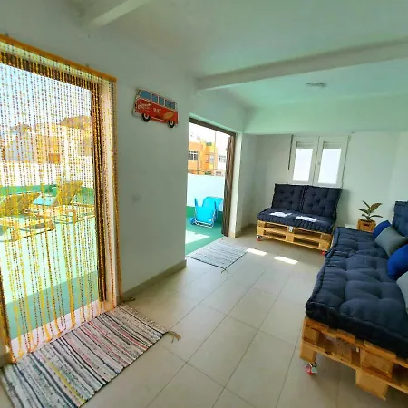 Casa Soleada Sunny House בית נופש El Burrero